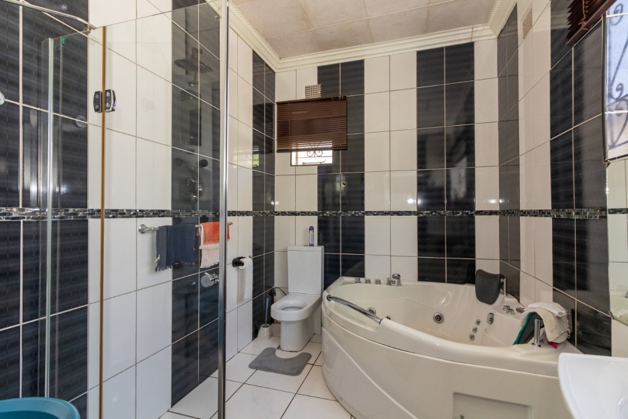 4 Bedroom Property for Sale in Panorama Free State